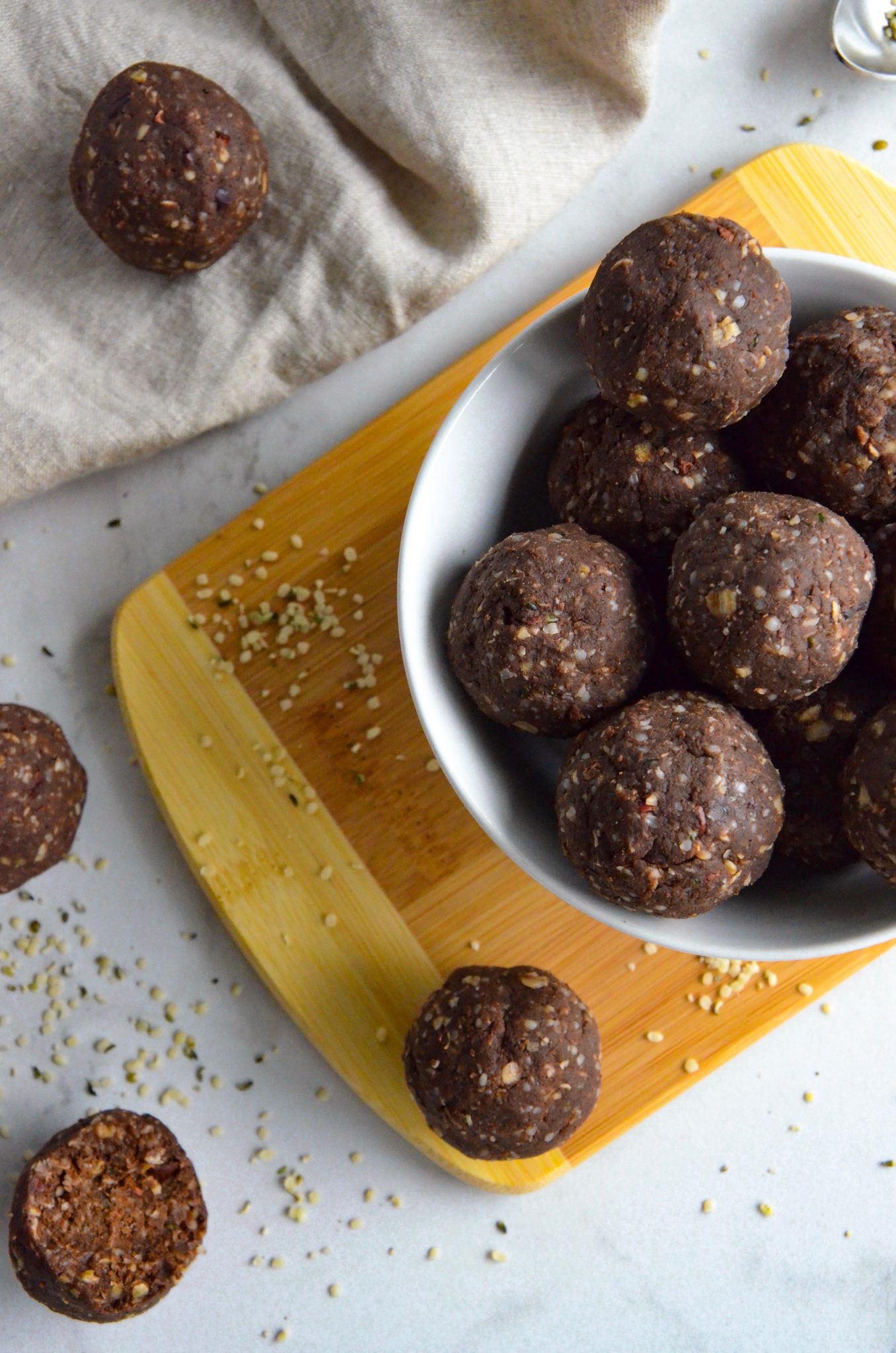 Vegan Chocolate Protein Balls Veggie World Recipes
