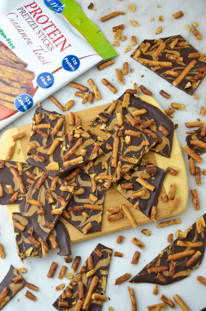 chocolate pretzel bark