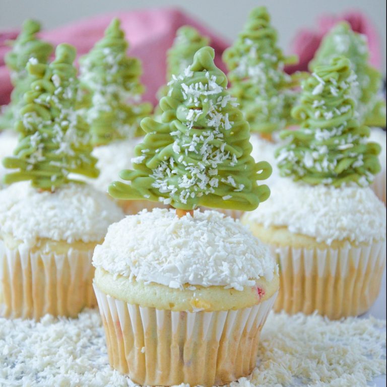 Christmas Tree Cupcakes (Vegan)