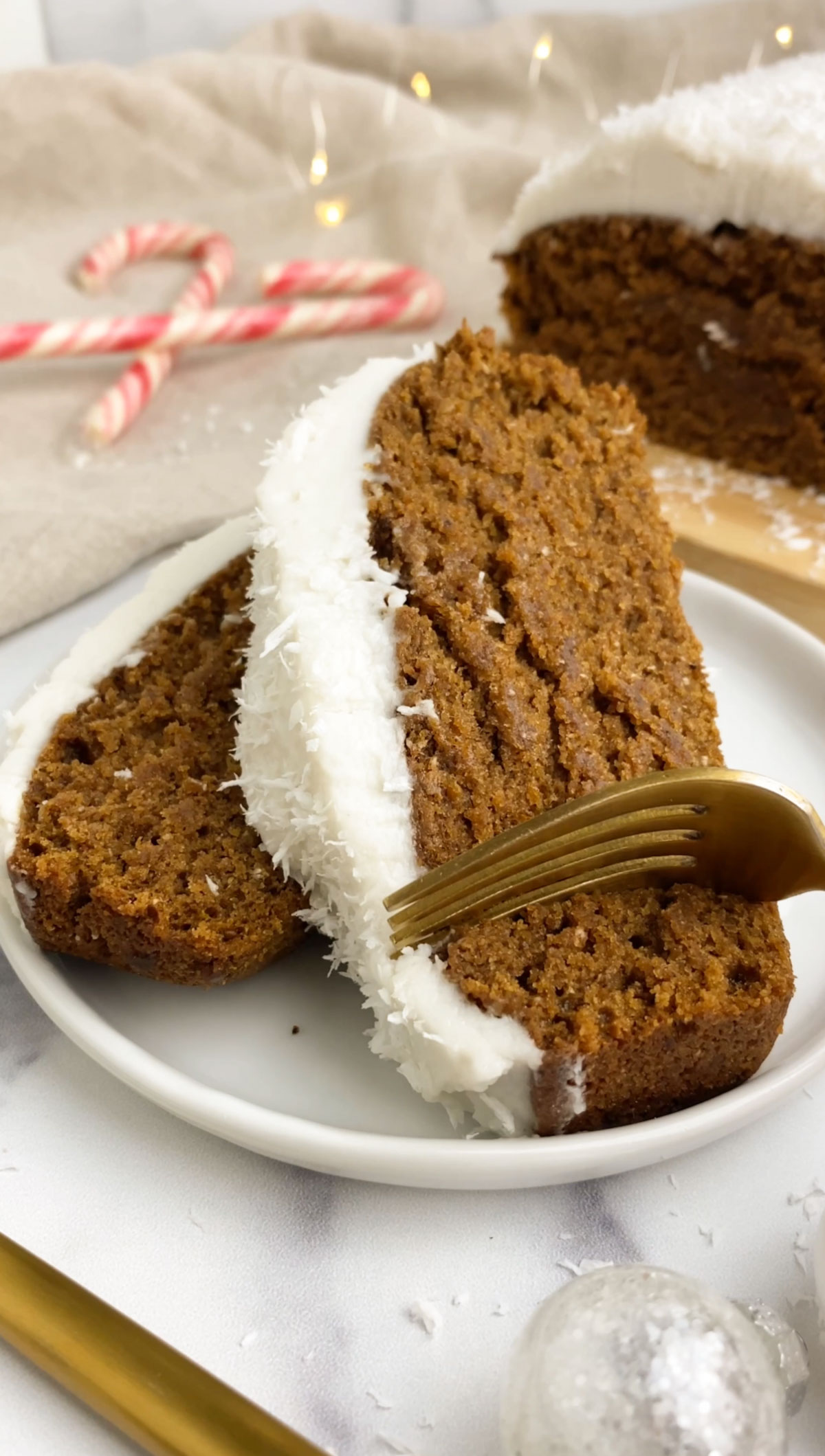 vegan gingerbread loaf recipe on a plate